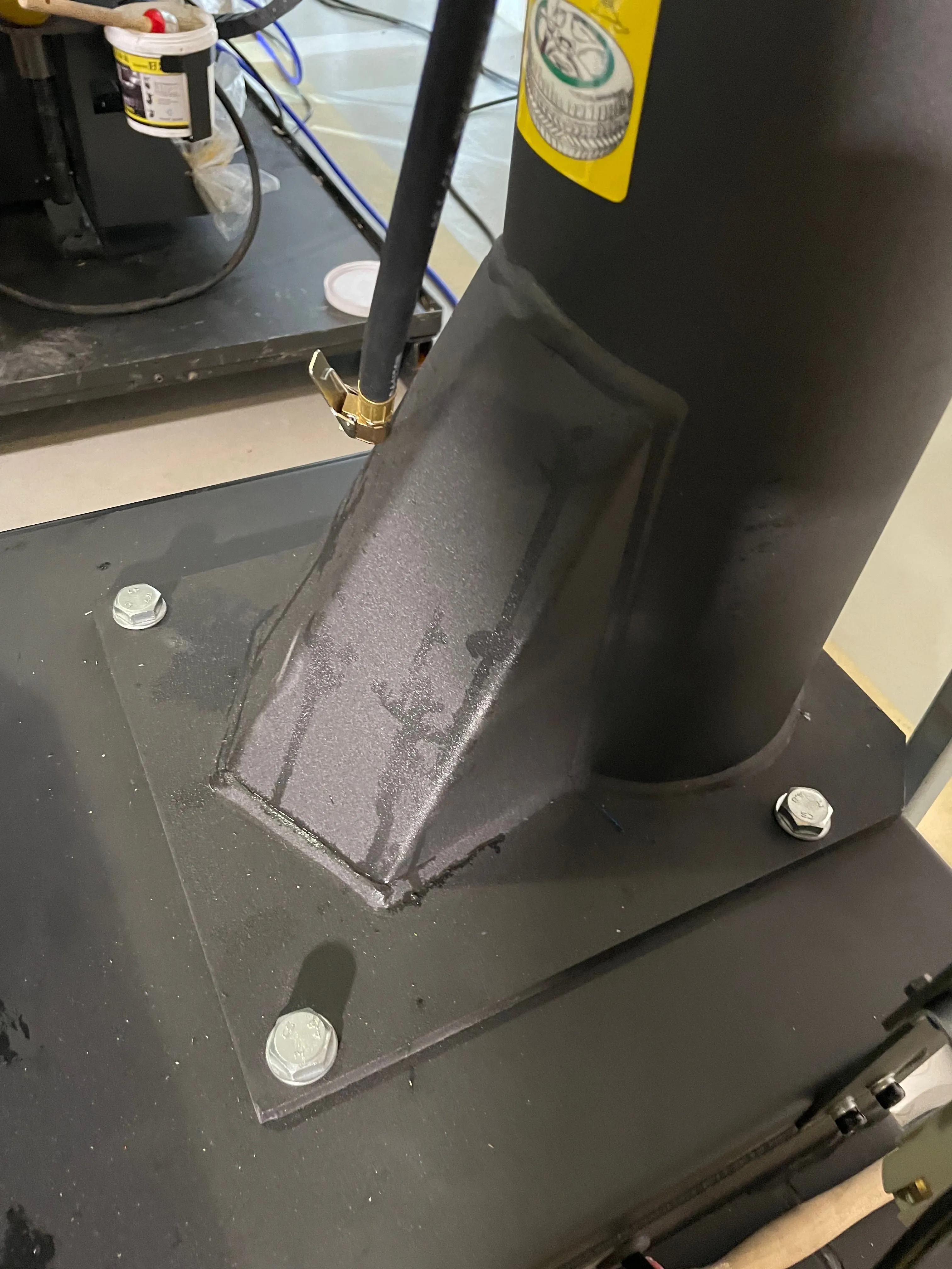 Полуавтоматический шиномонтажный станок G-620